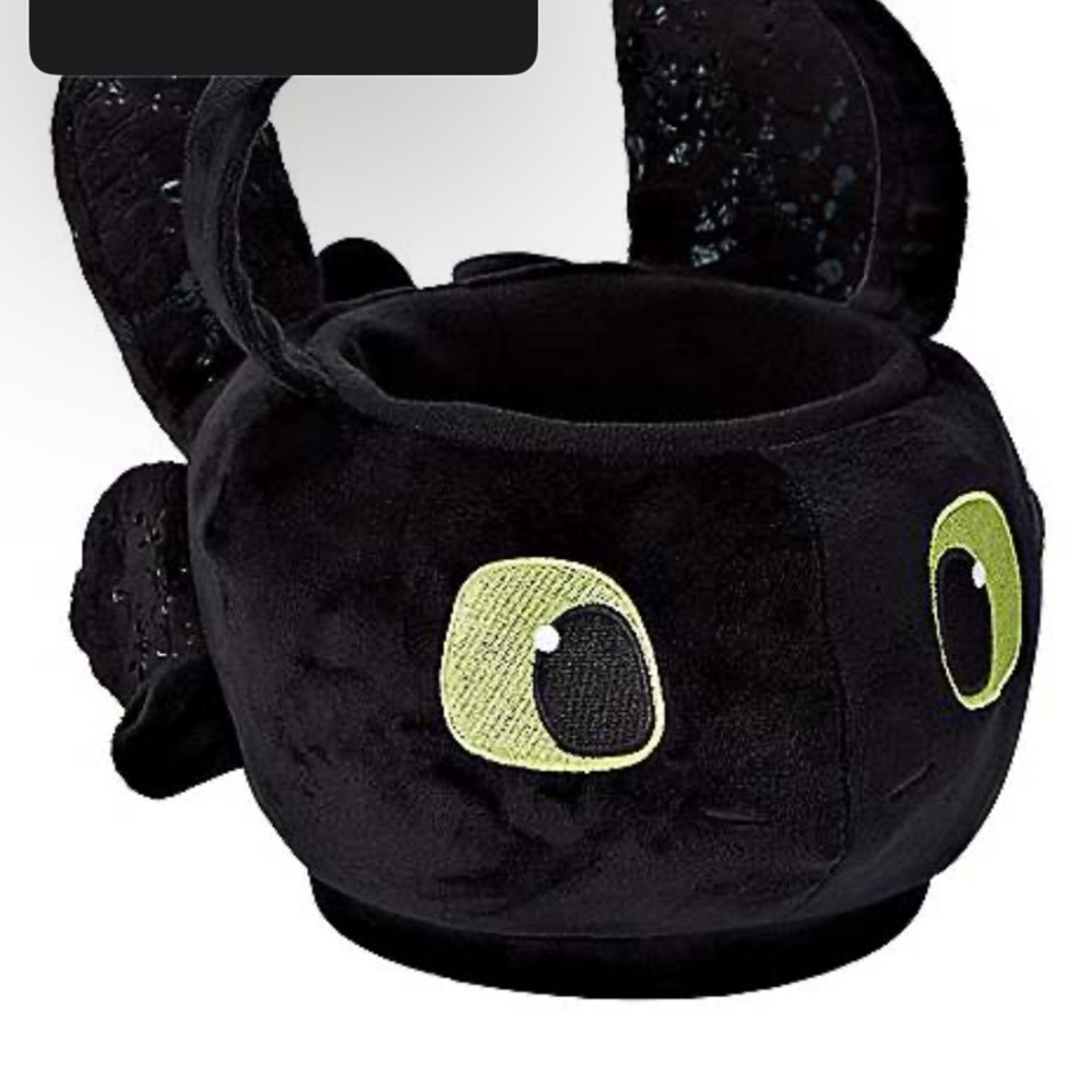 Toothless Halloween bucket